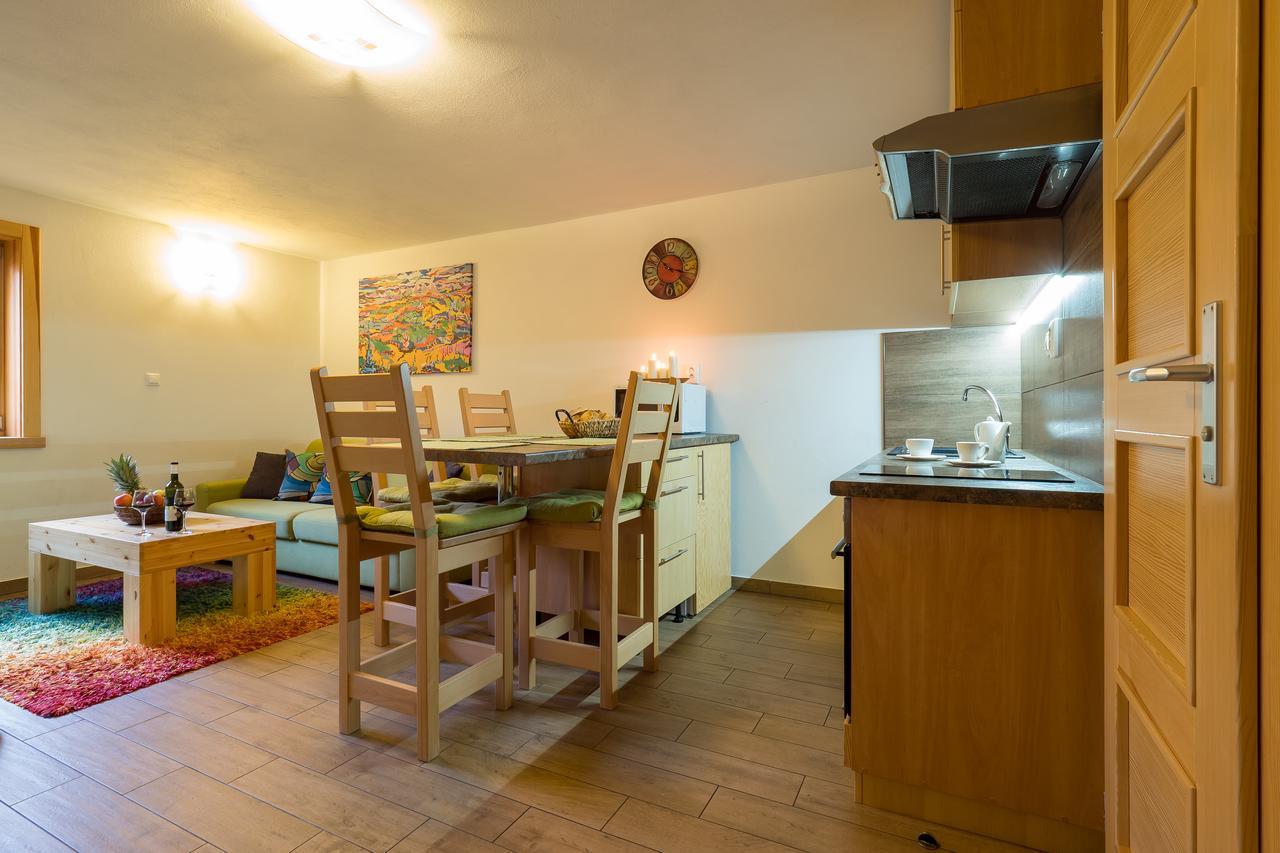 Apartment House Kongen 데마노브스카돌리나 외부 사진