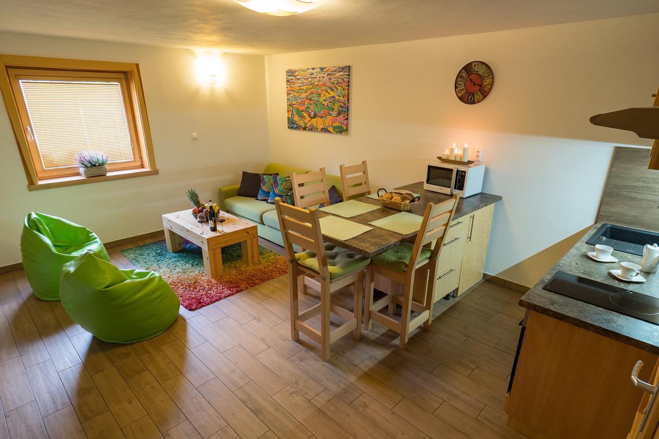 Apartment House Kongen 데마노브스카돌리나 외부 사진